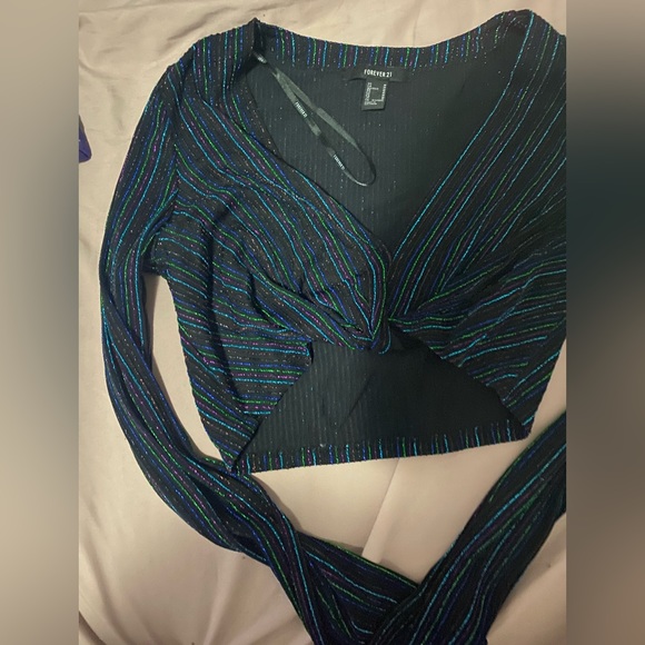 Forever 21 Sparkle Crop Top - Picture 2 of 3